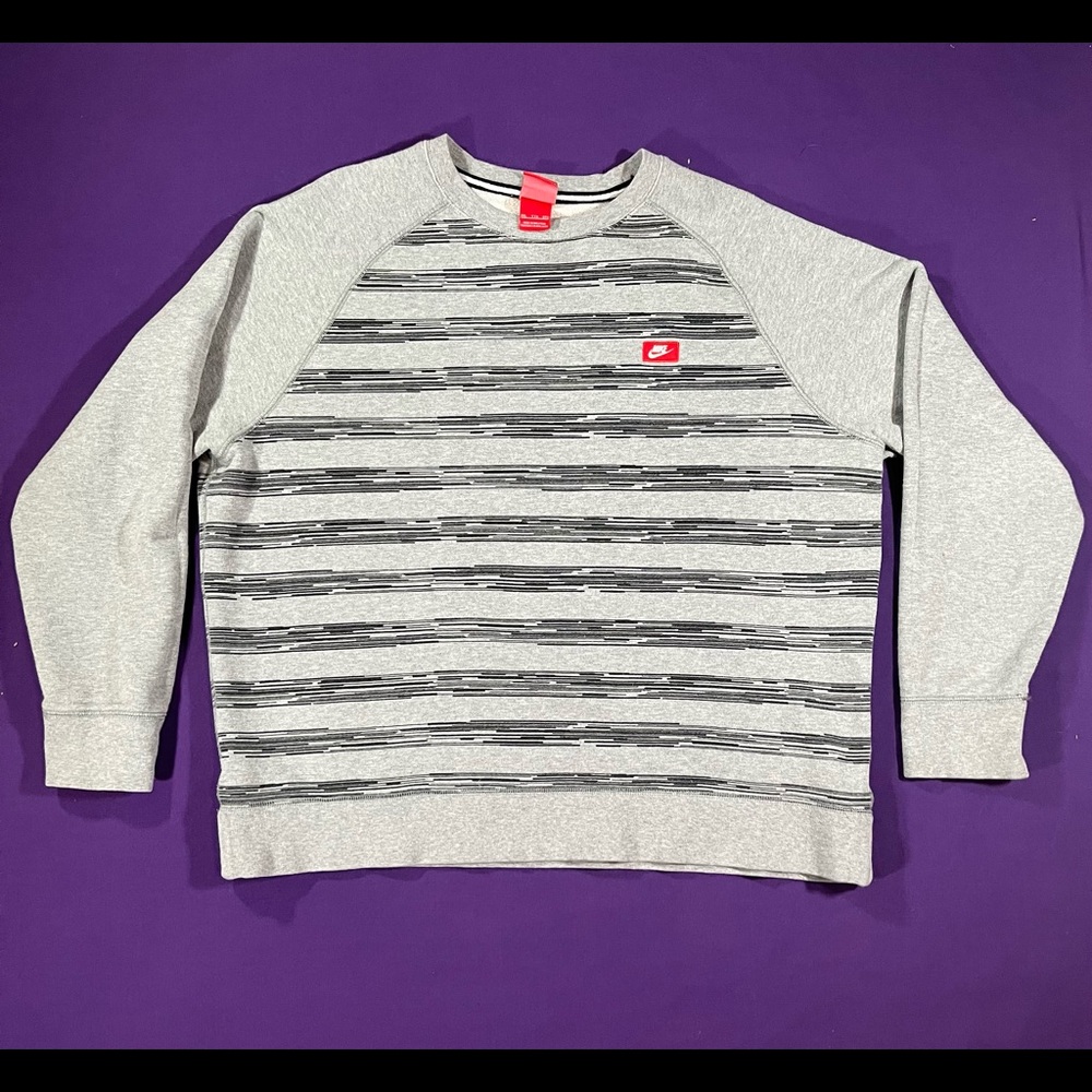 Nike pullover